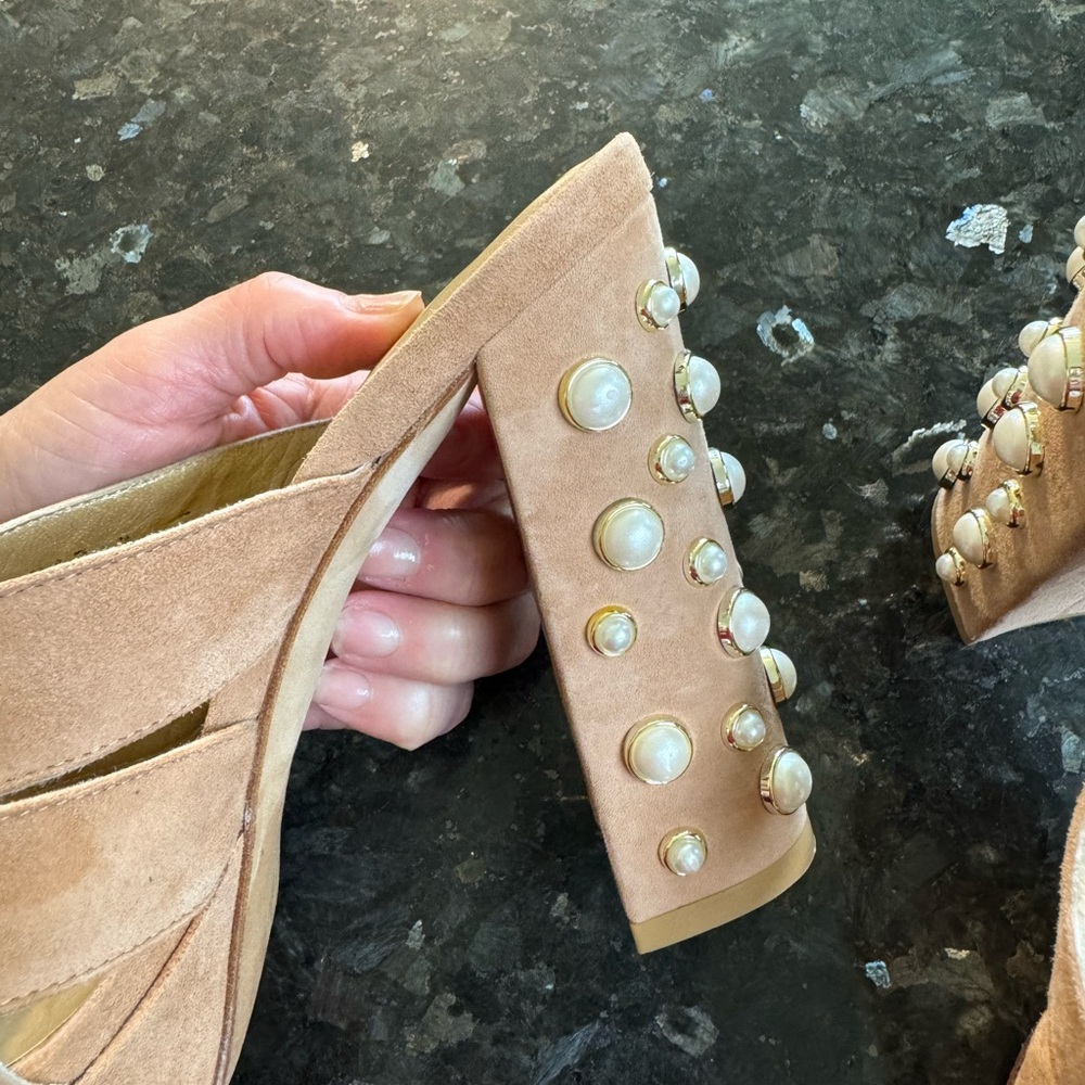 Stuart Weitzman Beige Heels with Pearl Accents - Picture 9 of 11